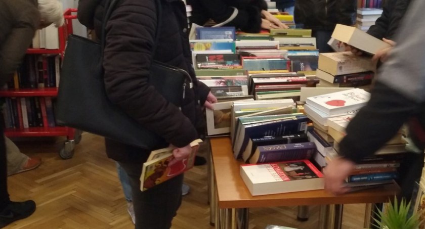 Biblioteka