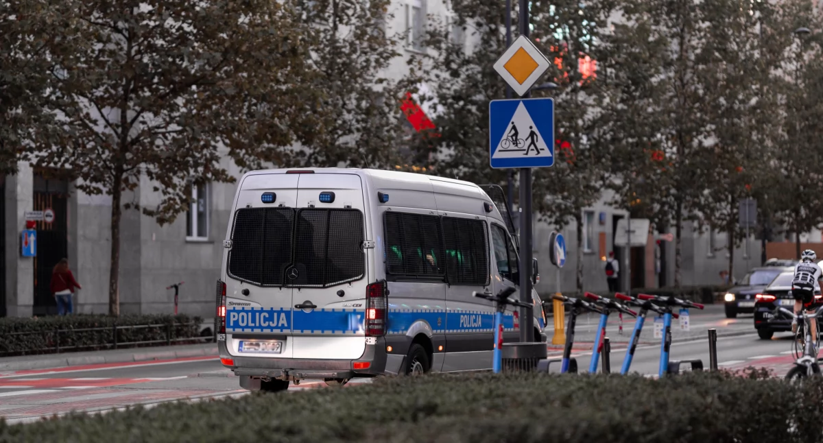 Działania służb, Tunel Południowej Obwodnicy Warszawy zostanie zamknięty - zdjęcie, fotografia