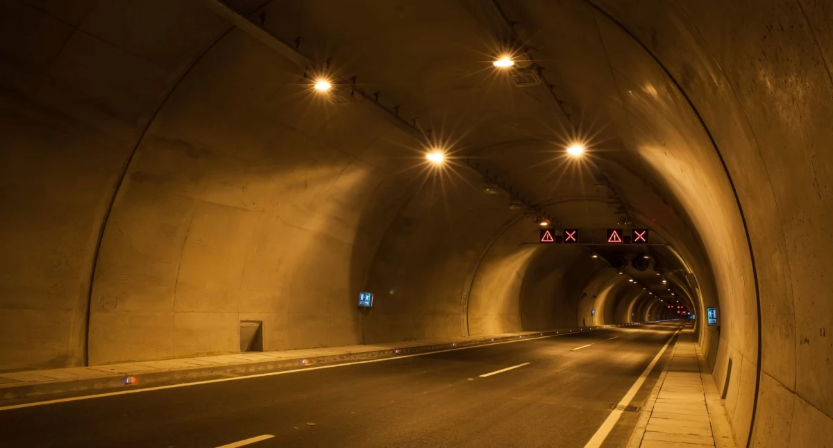 Działania służb, Tunel znów otwarty nocnych ćwiczeniach służb ratowniczych! - zdjęcie, fotografia