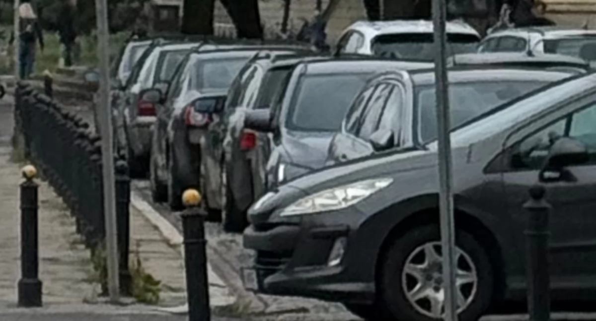 Komunikacja, ZAMKNIĘCIE PARKINGU DZIŚ! - zdjęcie, fotografia