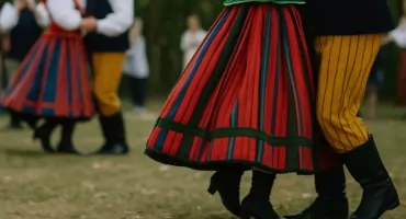 Ursynów zaprasza na Dzień Patrona Warszawy – folklor, koncerty i wspólne świętowanie