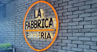 Odkryj tajemnicę doskonałej pizzy! La Fabbrica kusi Ursynów smakiem i promocjami!